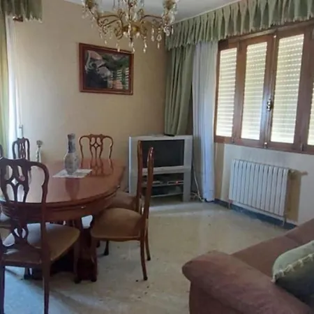 Casa-nieves * Covas (Ourense)